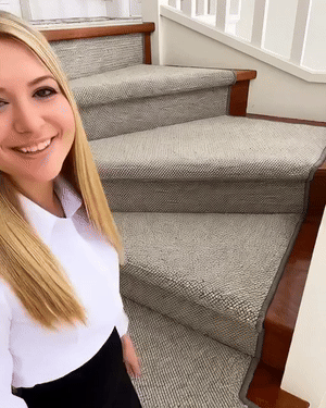 Mokett By Stevie assistant